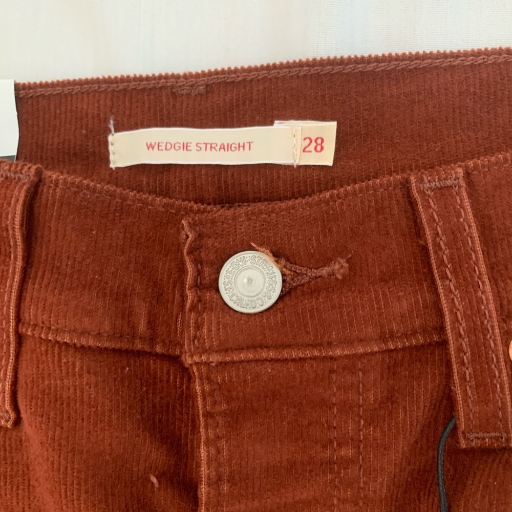 NWT Levi's Wedgie Straight Corduroy Pants Rust Orange 28x26 - Picture 2 of 14